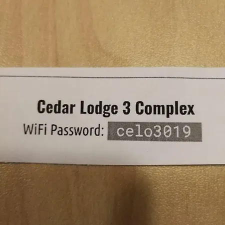 Хотел Cedar 3/4 Paradise *