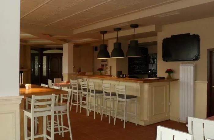 Cedar 3/4 Paradise *